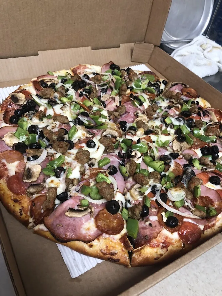 Pepperoni Olive Mushroom
